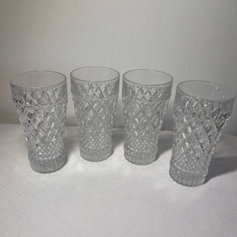 Anchor Hocking Wexford tumblers glasses
distinctive waffle diamond-cut pattern